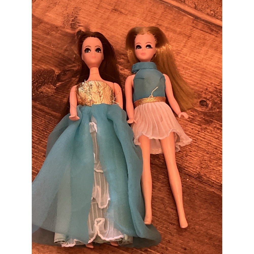 Vintage 1970s Topper Dawn Doll In Blue And White Halter Dress W/ Gold Belt